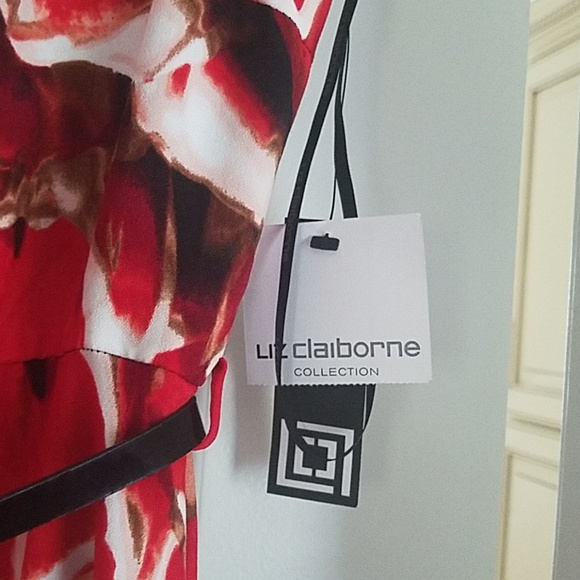 Dress - Picture 2 of 4